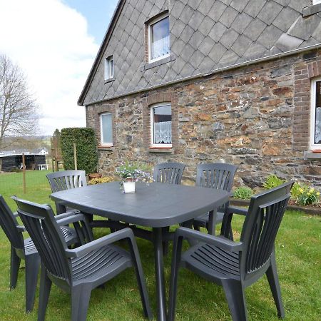 Charming Cottage Near Famous Francorchamps Exteriör bild